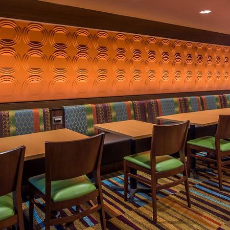 Fairfield Inn & Suites By Marriott St. Louis Westport Мериленд Хайтс Екстериор снимка
