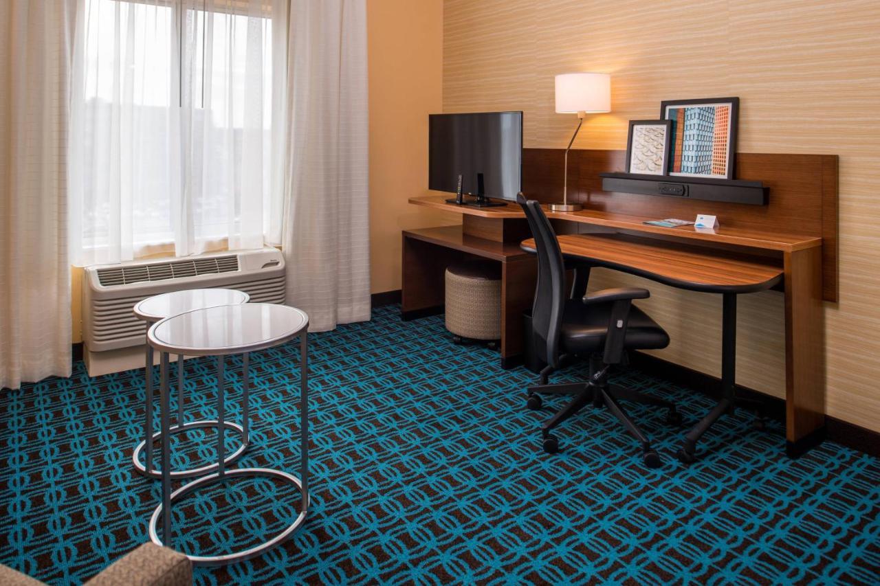 Fairfield Inn & Suites By Marriott St. Louis Westport Мериленд Хайтс Екстериор снимка