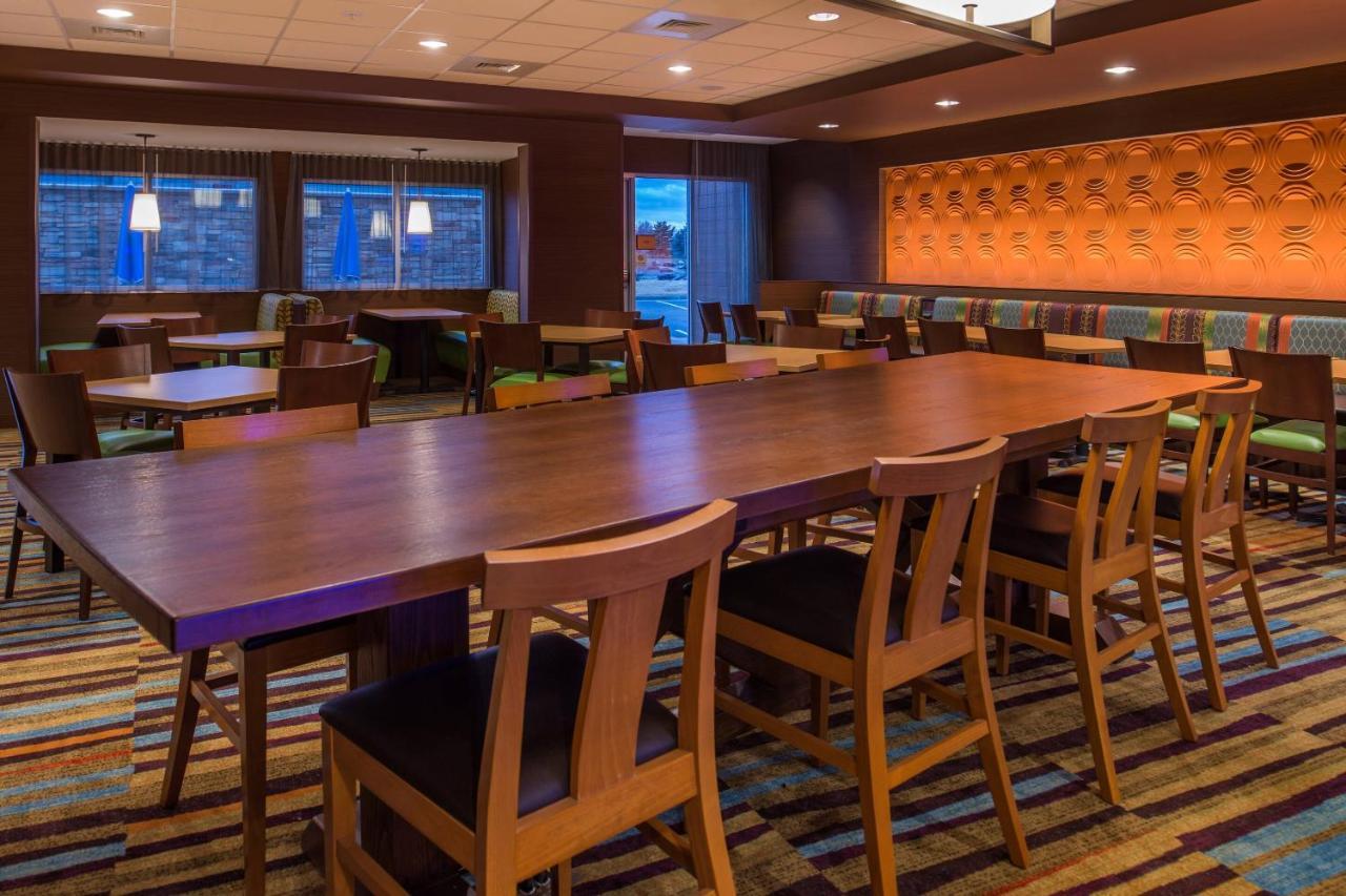 Fairfield Inn & Suites By Marriott St. Louis Westport Мериленд Хайтс Екстериор снимка