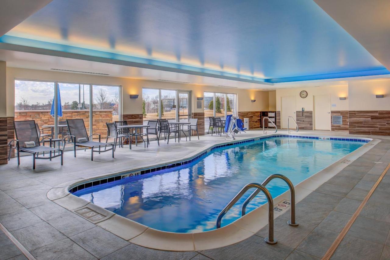 Fairfield Inn & Suites By Marriott St. Louis Westport Мериленд Хайтс Екстериор снимка